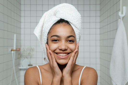 Teen Skin 101: Why Natural Beats Lab-Made Every Time